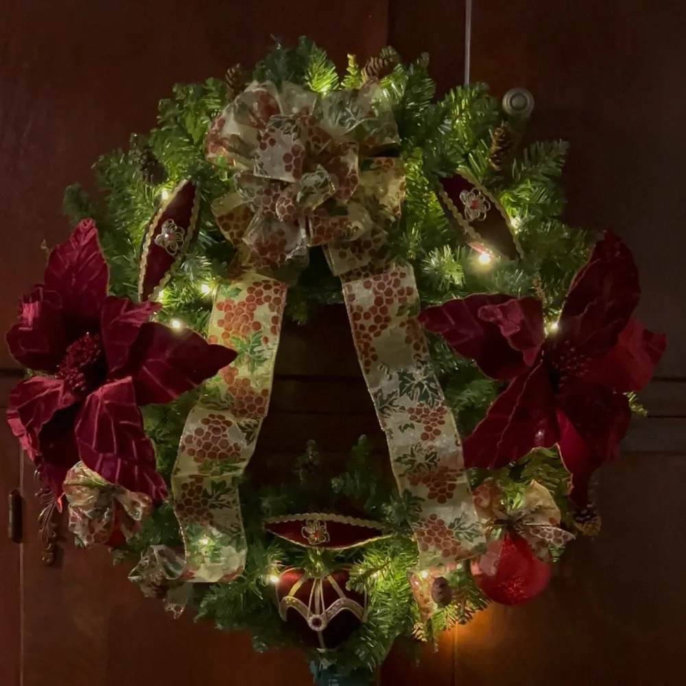 Festive Holiday Wreath with Red and Gold Accents